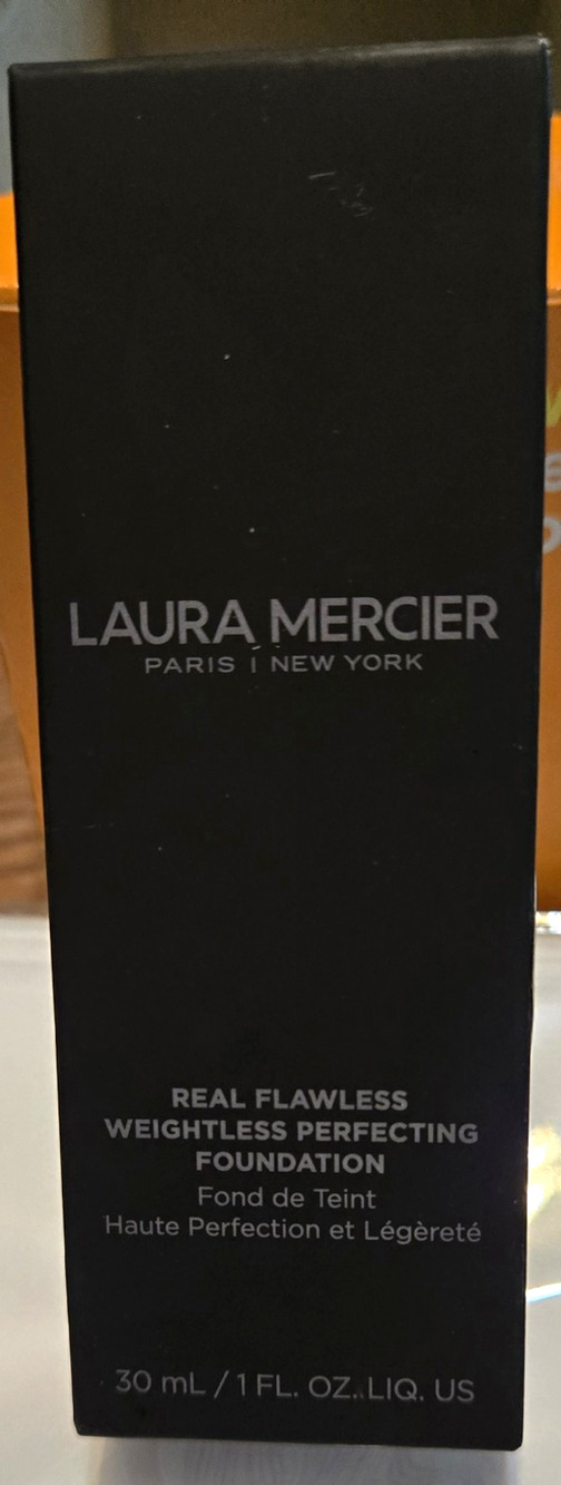 Laura Mercier Real Flawless Foundation 1C1 Cool Vanille 1 fl oz